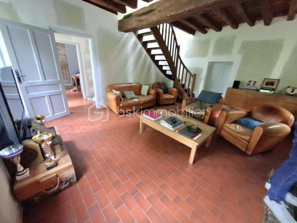 Maison de charme rénovée avec grange - photo 8