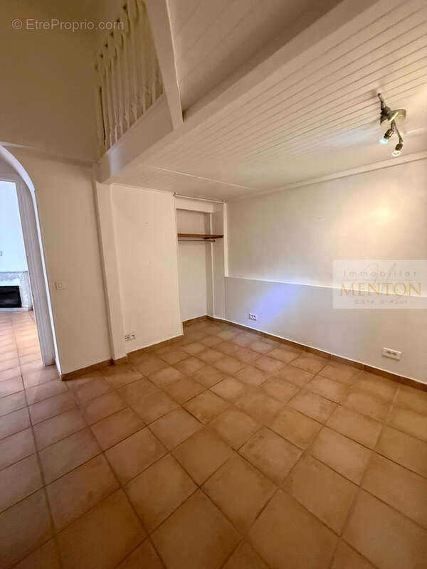 Menton centre en duplex 3/4 pièces terrasse - photo 27
