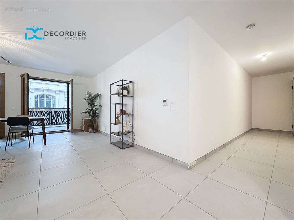 Appartement à EVIAN-LES-BAINS