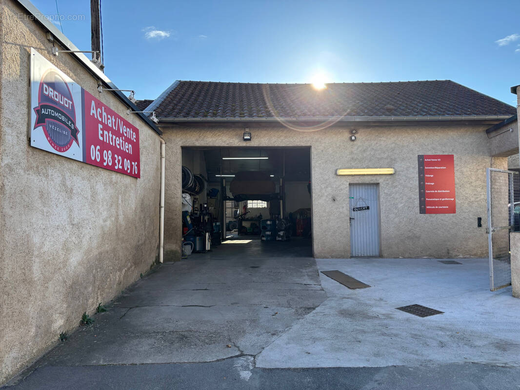 Commerce à VEZELISE