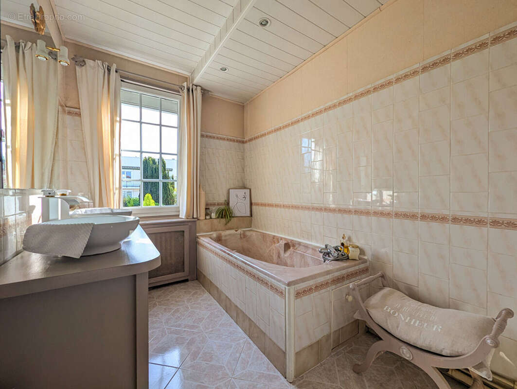 Maison à FONTENAY-SOUS-BOIS