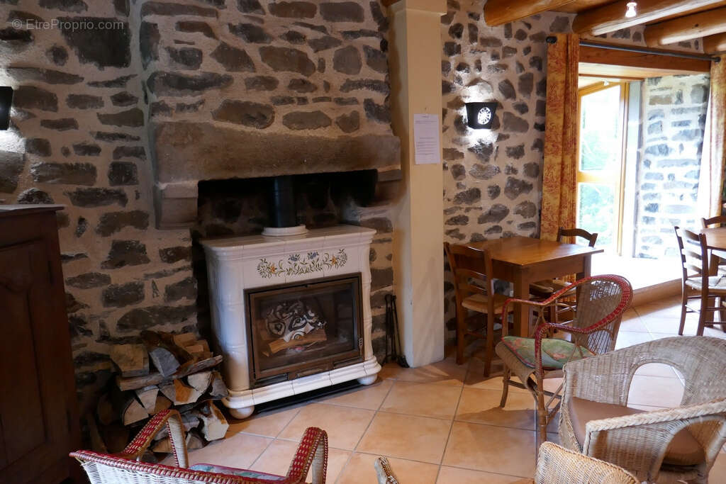 Maison à SAINT-FRONT