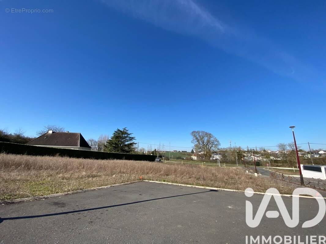 Photo 1 - Terrain à FUSSY