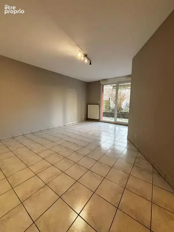 Appartement T3 - photo 1