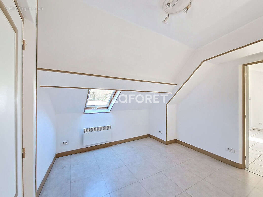 Appartement à FONTENAY-EN-PARISIS