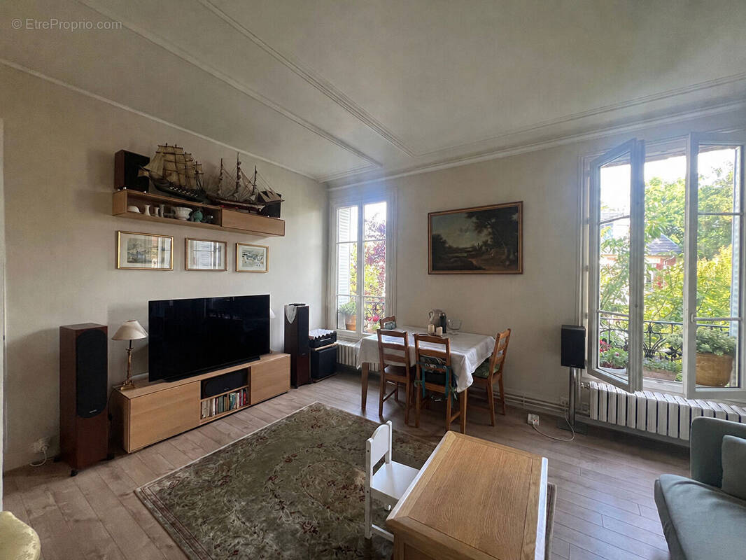 Appartement à MAISONS-LAFFITTE