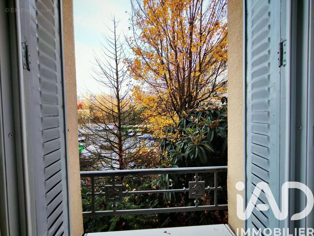 Photo 2 - Appartement à ARCUEIL