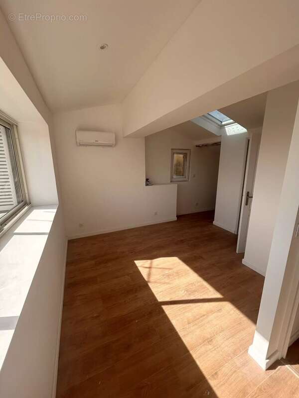 Appartement à VENCE
