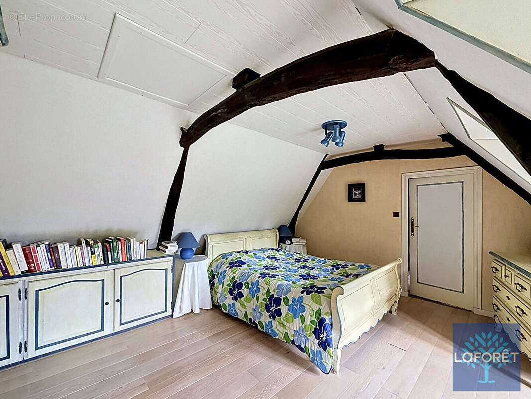 Superbe longère individuelle à Sebourg - photo 12
