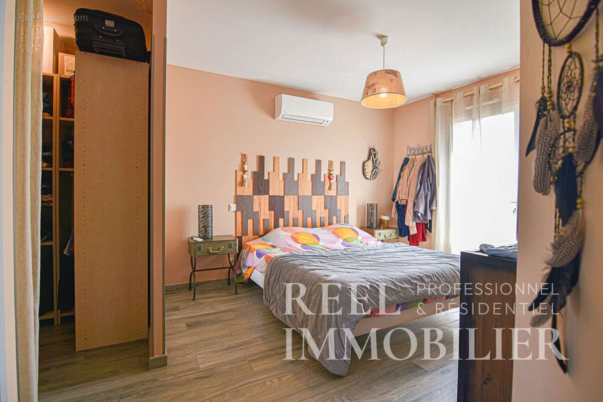 Maison contemporaine de plain pied  avec piscine. - photo 11