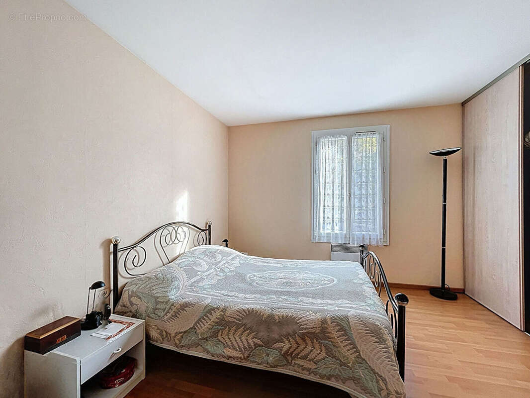 Maison à LIMEIL-BREVANNES