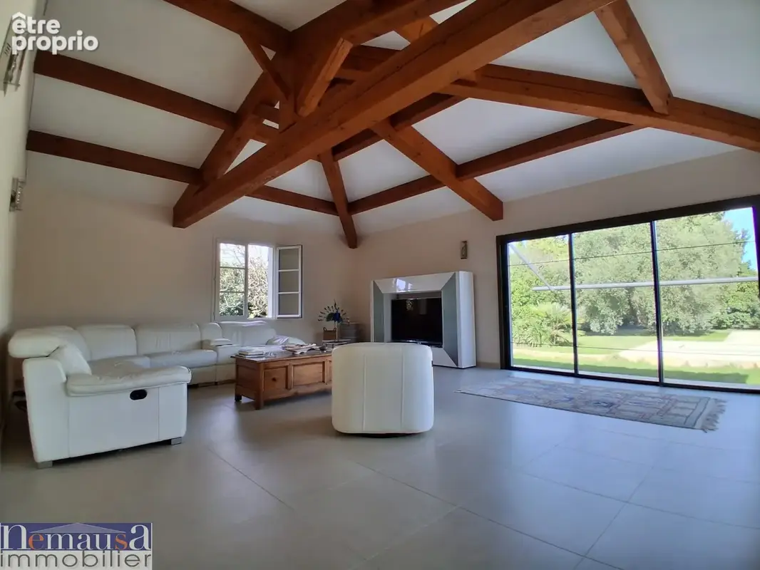 Tarascon, villa de 209m2 sur une parcelle de 2698m2 avec piscine - photo 32