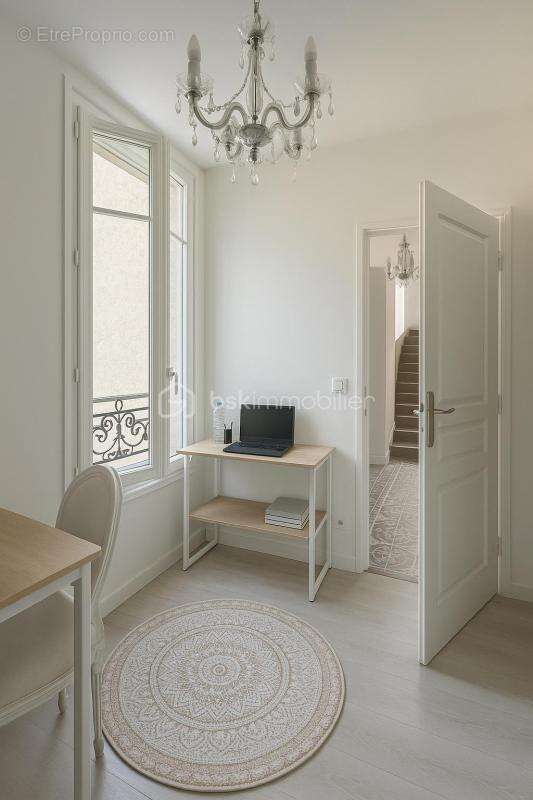 Maison à VERRIERES-LE-BUISSON