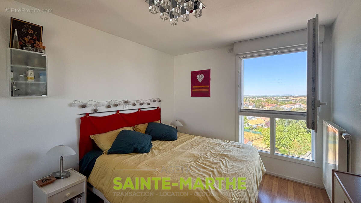 Niort Burgonce. Beau T3 avec balcon et garage - photo 6