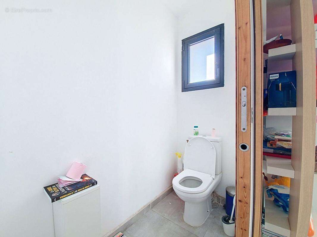 Maison à PEYRESTORTES