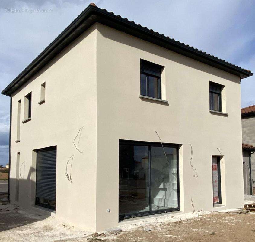 Maison à COMMUNAY