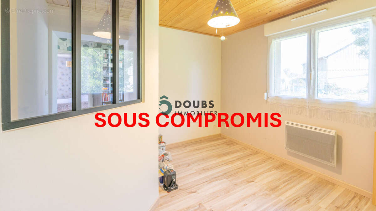 Maison à PLAIMBOIS-DU-MIROIR