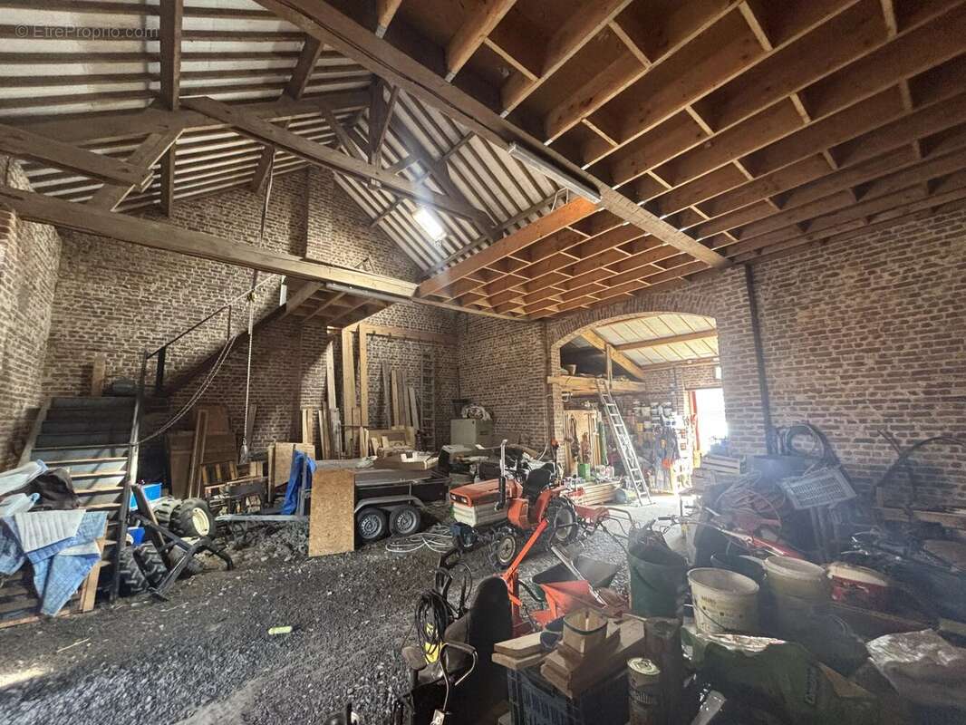 Maison à GOUZEAUCOURT