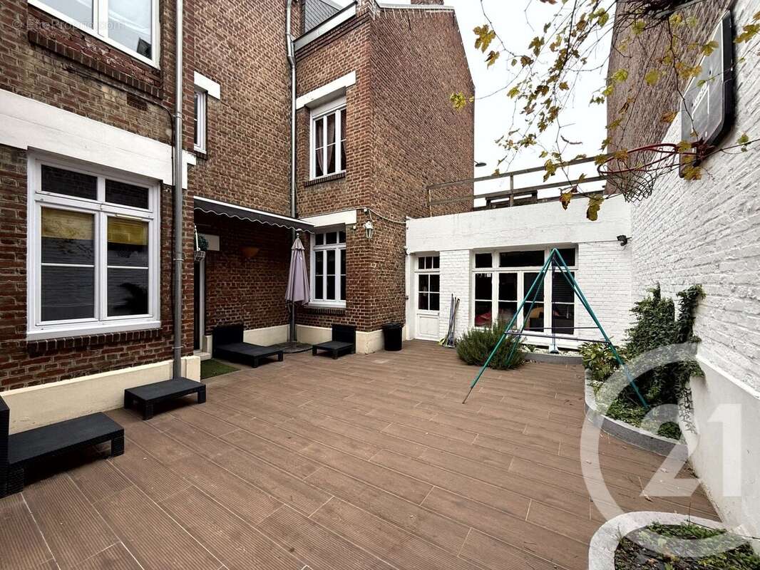 Maison à SAINT-QUENTIN