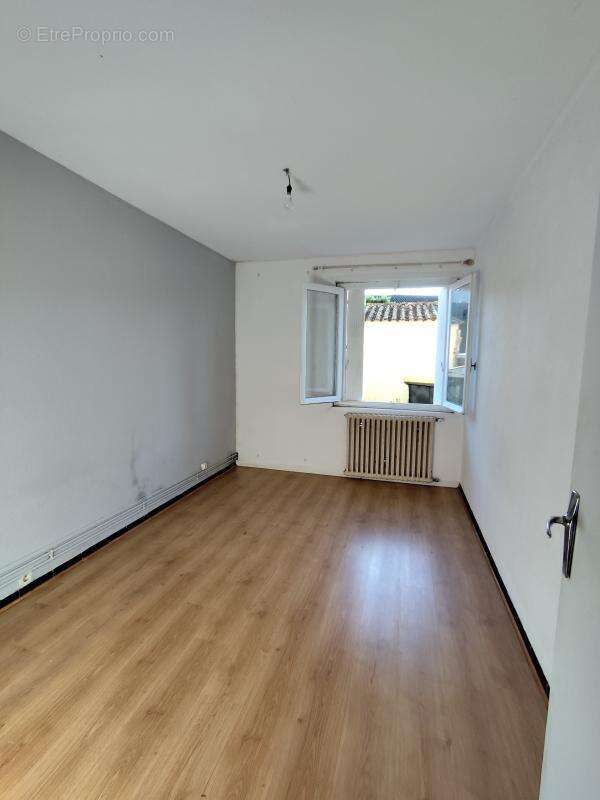 Appartement à POMEROL