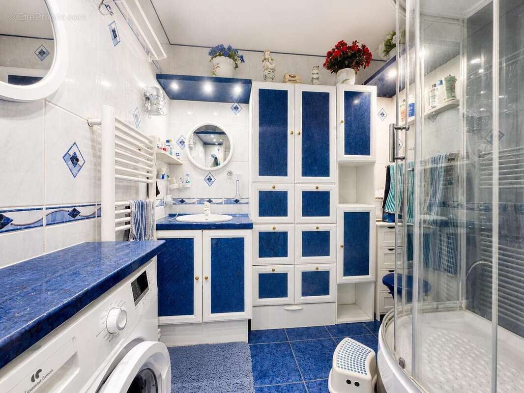   - Appartement à NICE