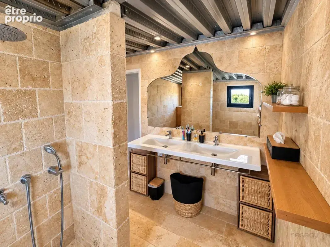 Maison 6 pièces 125 m² à vendre à Saint-Louis (97421) - photo 2