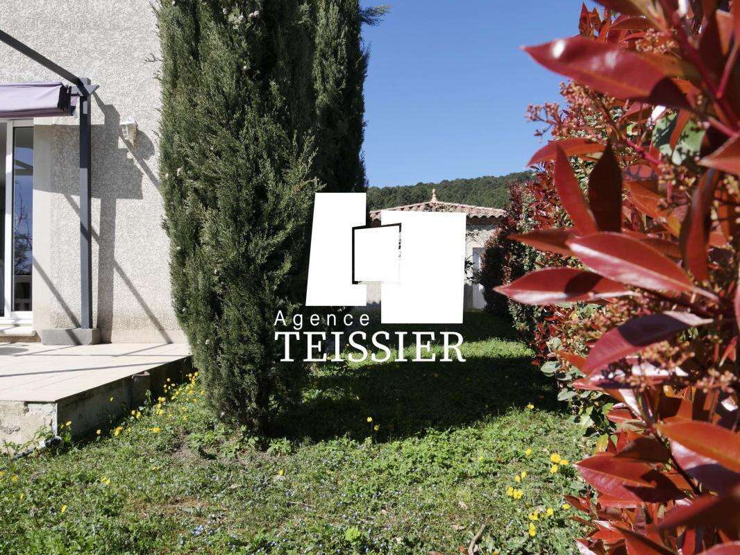 Maison à SAINT-PAUL-LE-JEUNE