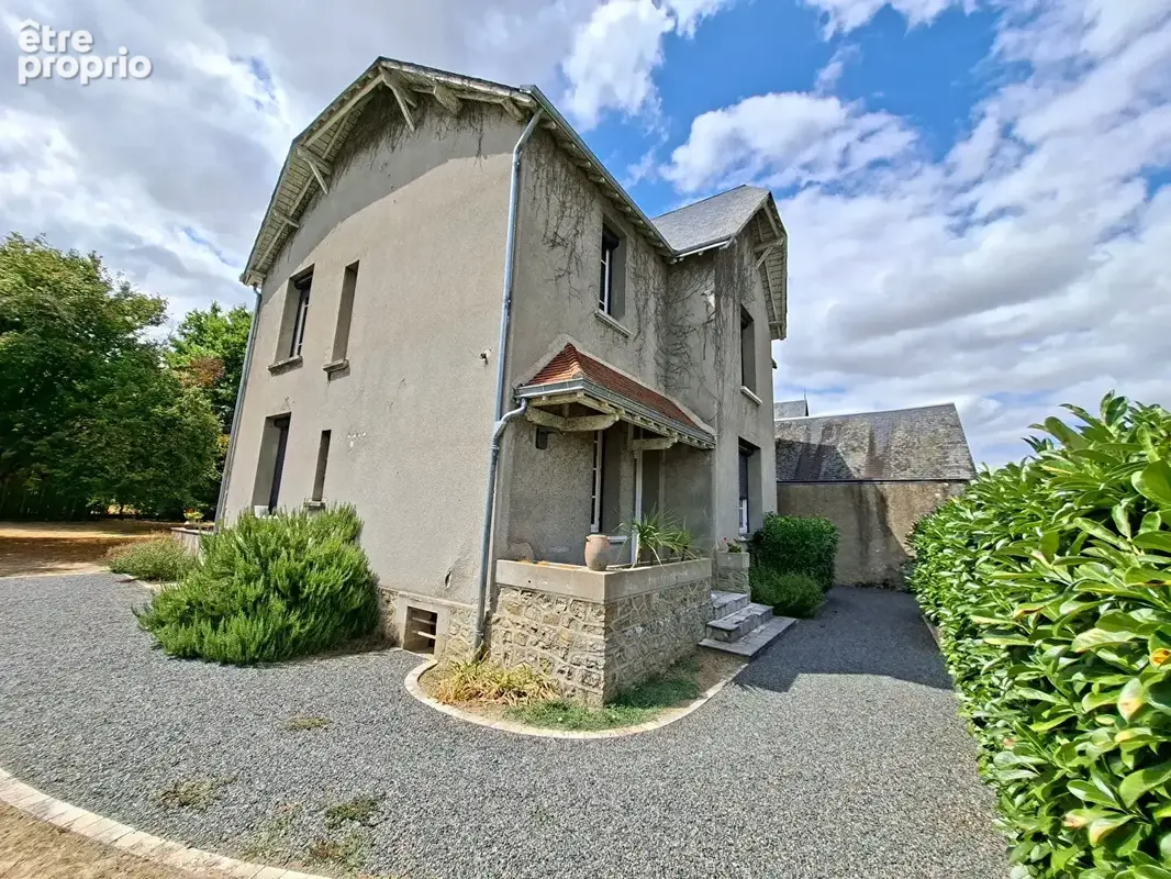 Maison 6 pièces 158 m² à vendre à Oyre (86220) - photo 5