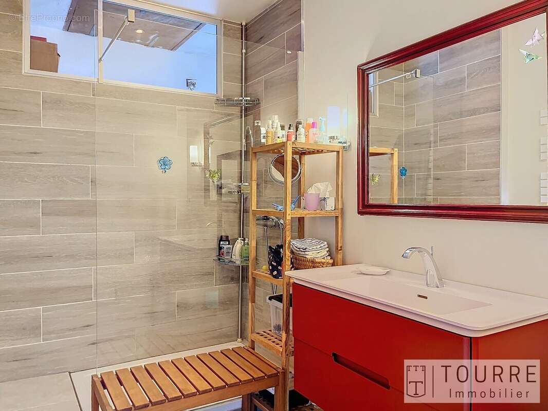 Maison à VALLON-PONT-D'ARC