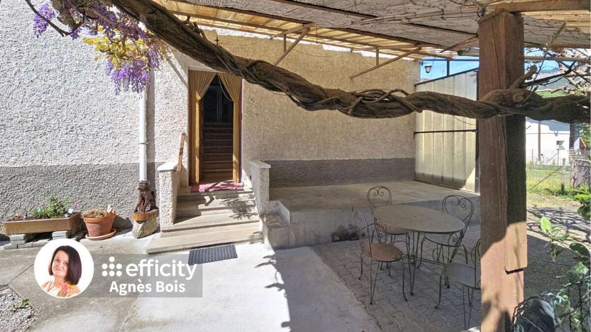 Maison à BONNEVILLE