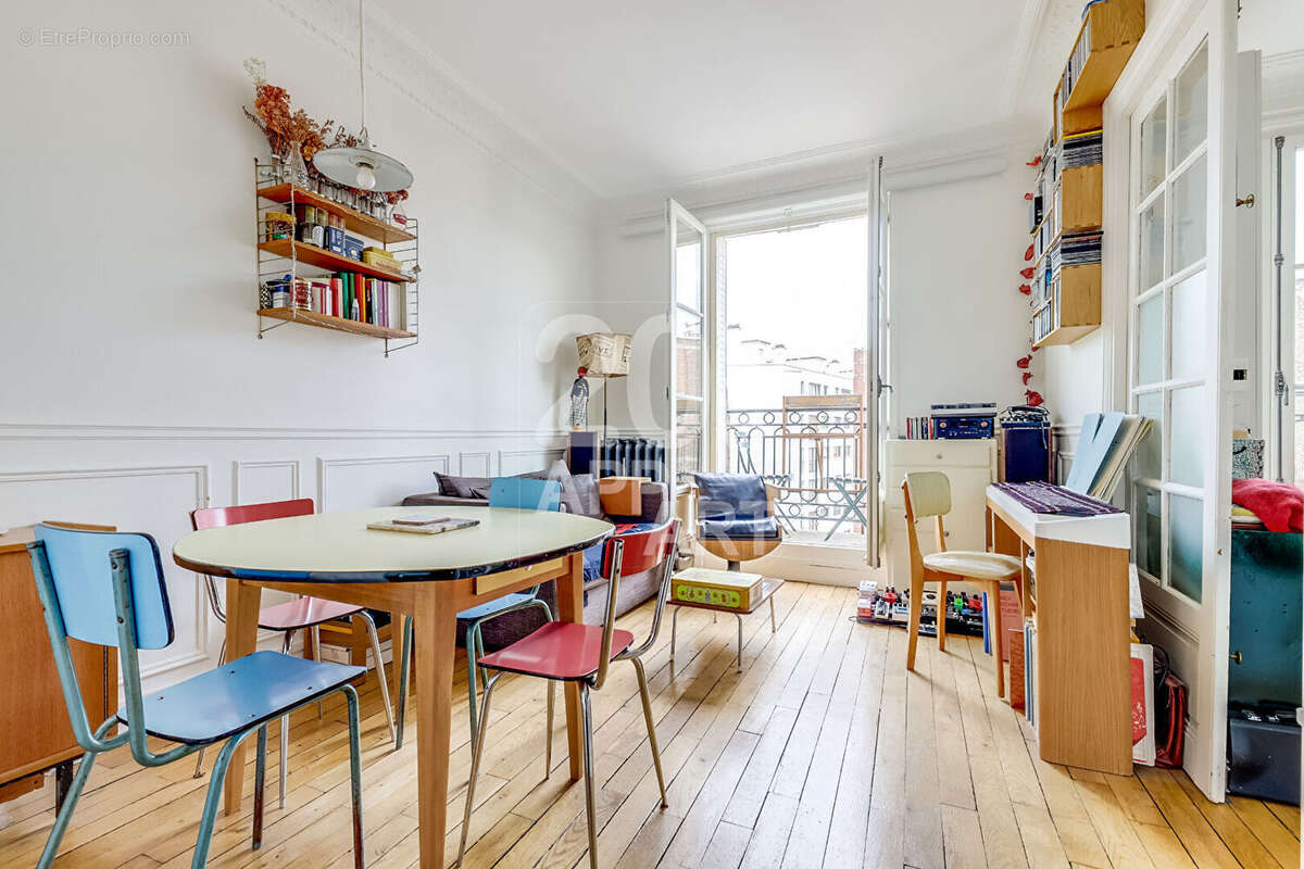 Appartement à PARIS-20E