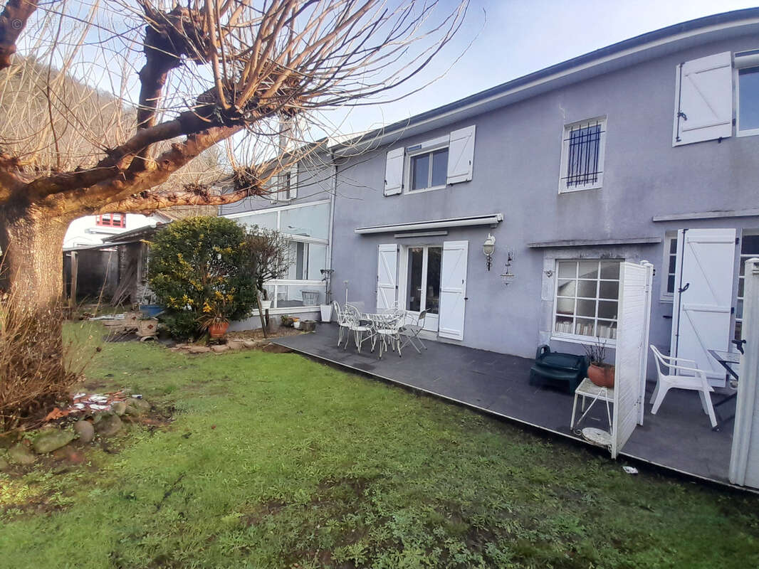 Maison à SAINT-PE-DE-BIGORRE