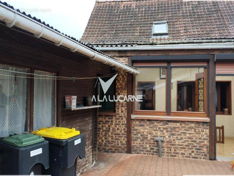 Maison à PAS-EN-ARTOIS