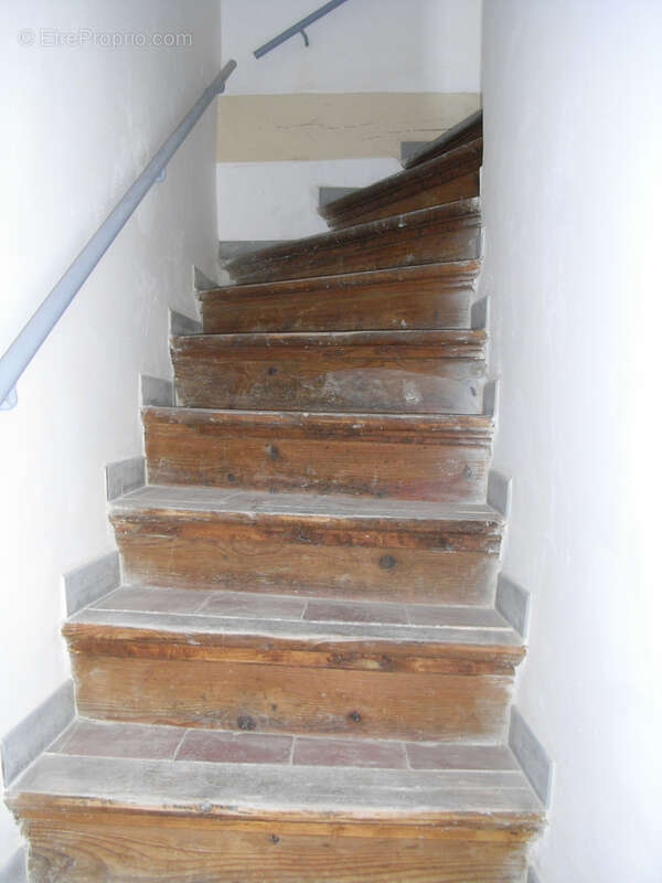 Appartement à LATOUR-DE-FRANCE