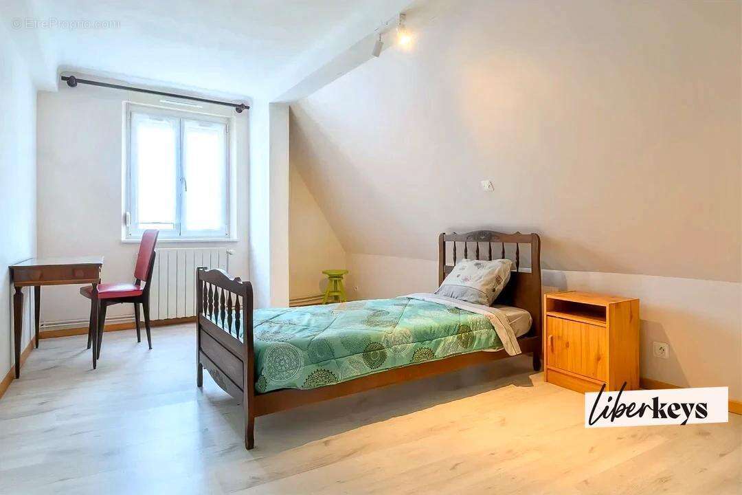Appartement 95 m2 en duplex avec entrée indépendante et grande terrasse - photo 9