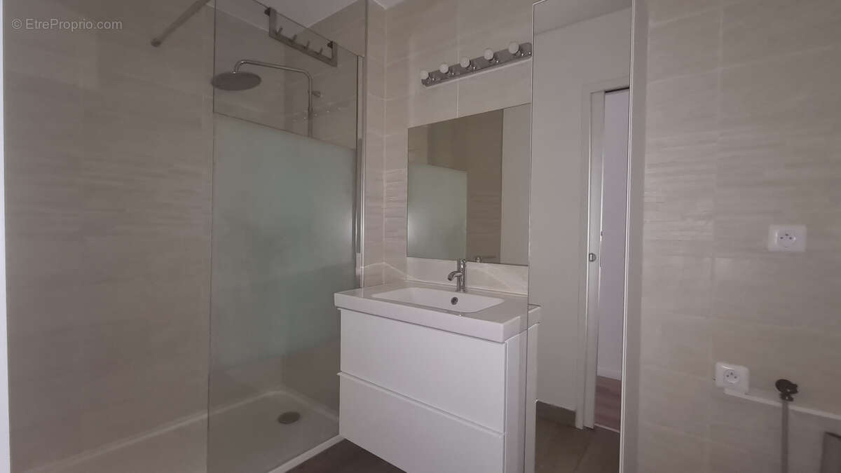 Appartement à THIAIS