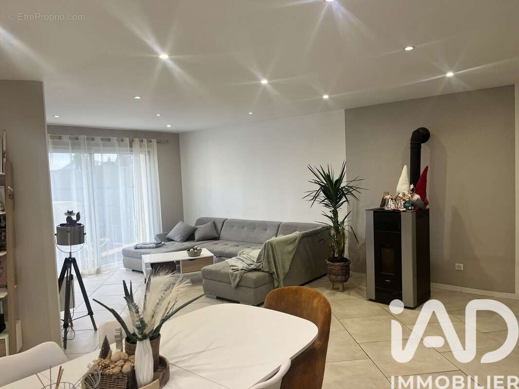 Photo 2 - Maison à CONTEVILLE