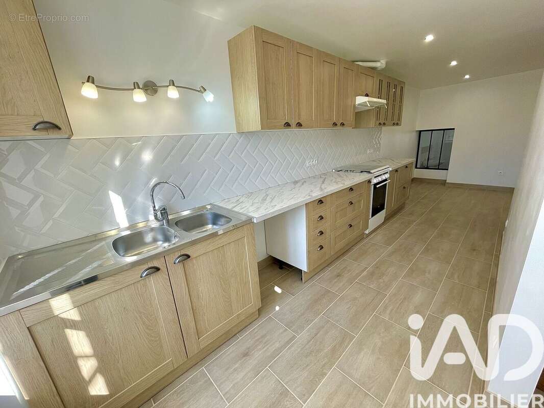 Photo 5 - Maison à LATHUS-SAINT-REMY