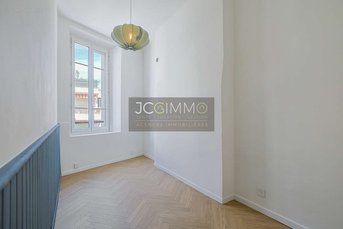 Appartement de charme Gambetta  - T4 de 88 m2 - balconnets - cave et grenier - photo 17
