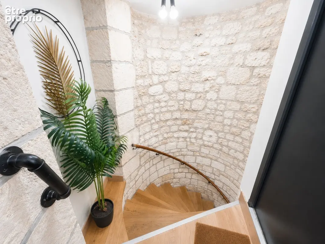 Ensemble immobilier 104 m² – 2 logements – hyper centre saintes - photo 11