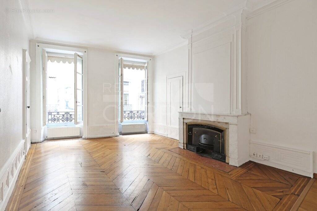 Appartement à LYON-1E