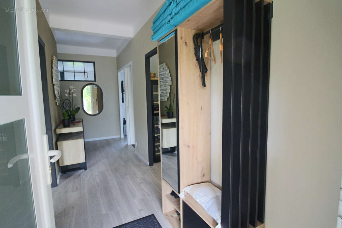 Maison à PUY-L&#039;EVEQUE