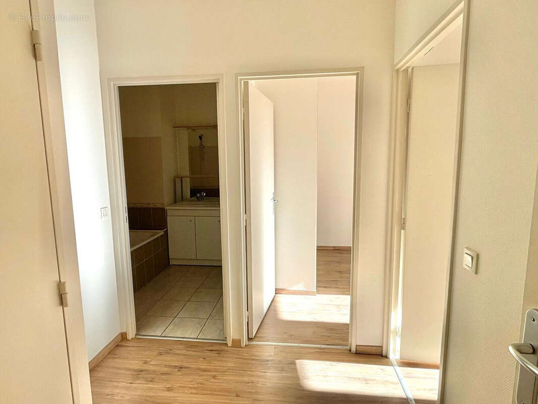 Appartement à BOURGOIN-JALLIEU