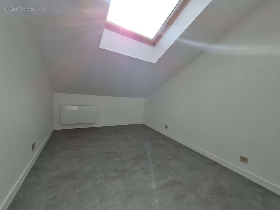Appartement 26 m² à Reims  - photo 4