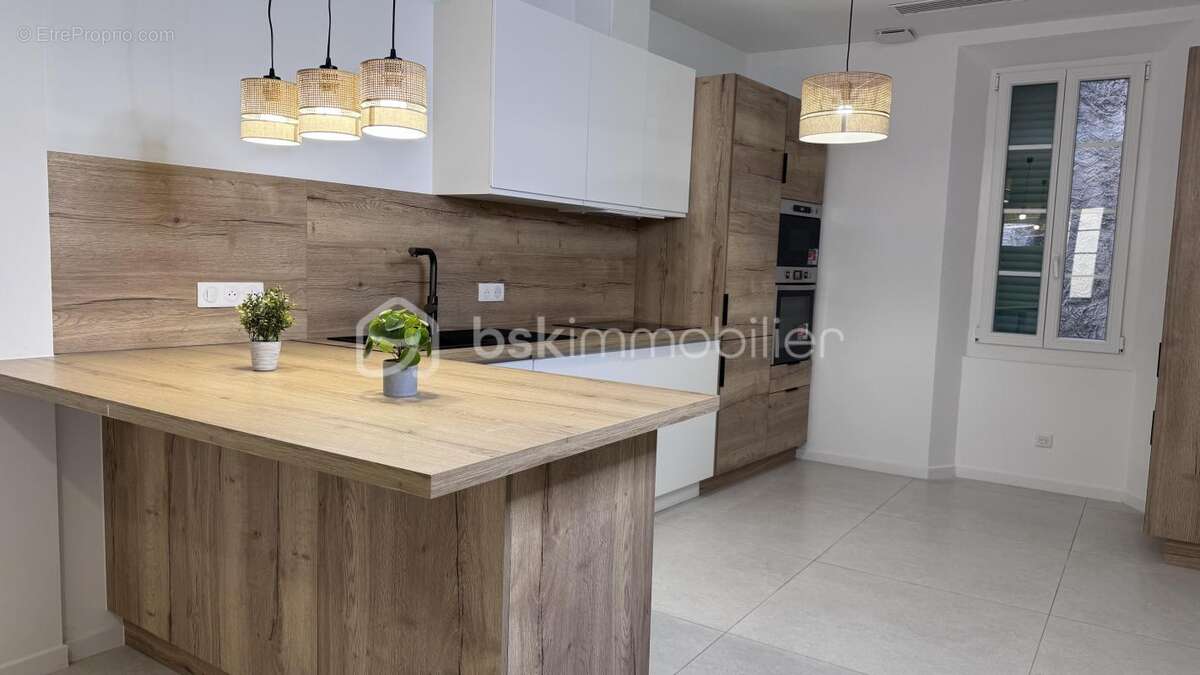 Appartement à HYERES