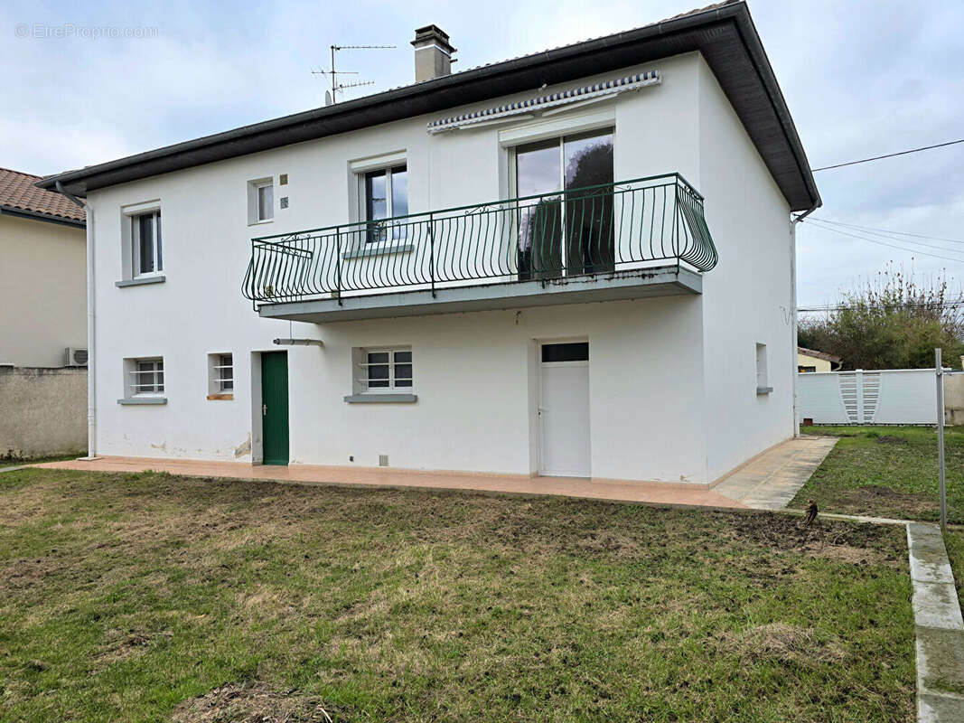 Maison à ROMANS-SUR-ISERE