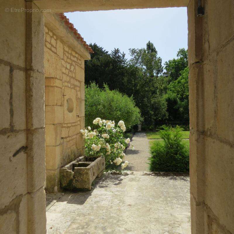 Maison à FONTENAY-LE-COMTE