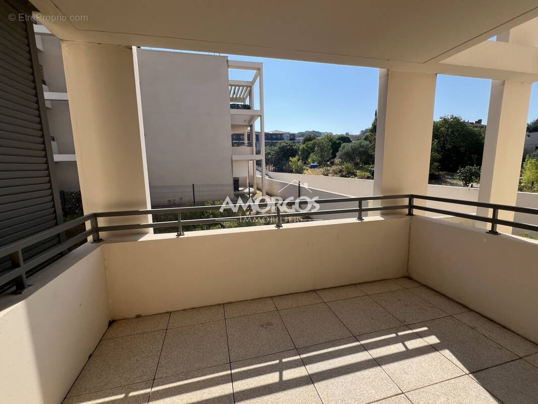 Appartement à LE CASTELLET