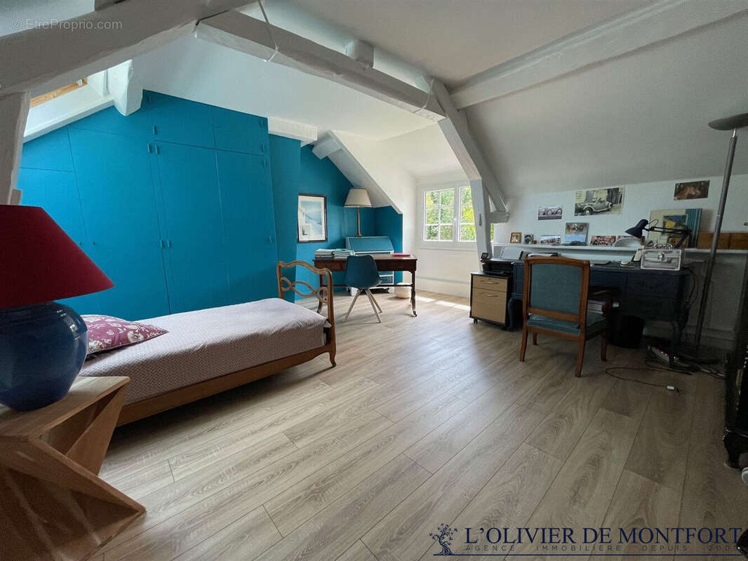 Maison à MONTFORT-L&#039;AMAURY