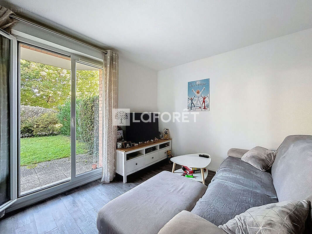 Appartement à VERNEUIL-SUR-SEINE